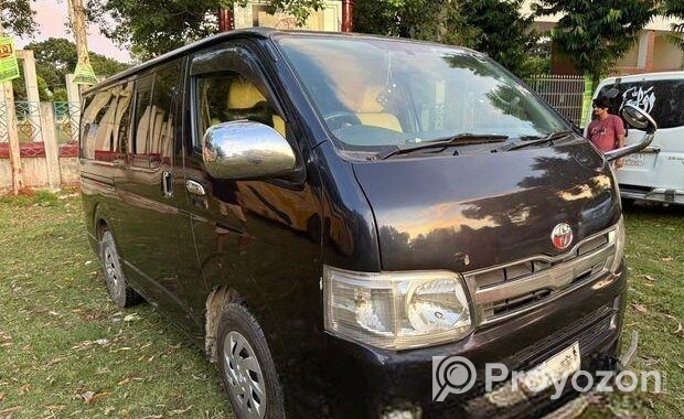 Toyota Hiace Supper GL 2012