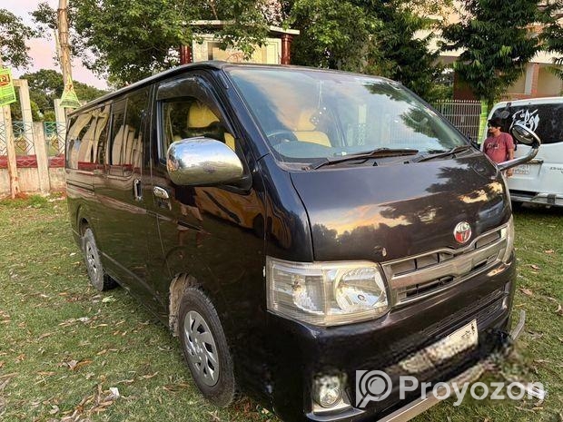Toyota Hiace Supper GL 2012