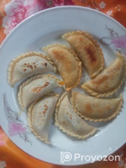 ভাজা পুলি পিঠা, ঝাল ও মিস্টি দুই ধরোনের