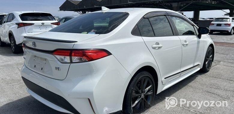Toyota Corolla WXB Pearl 4/11000 km 2021