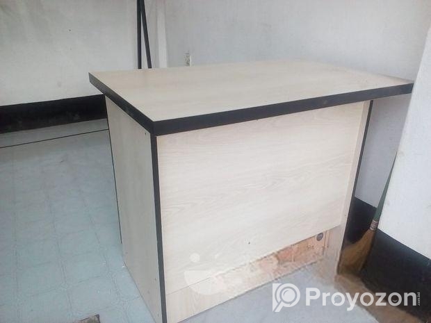 ক্যাশ টেবিল