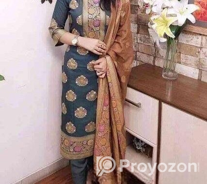 আন-স্টিচড থ্রি পিস
