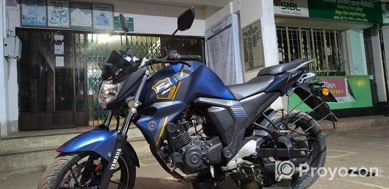 Yamaha FZs V2 . 2023