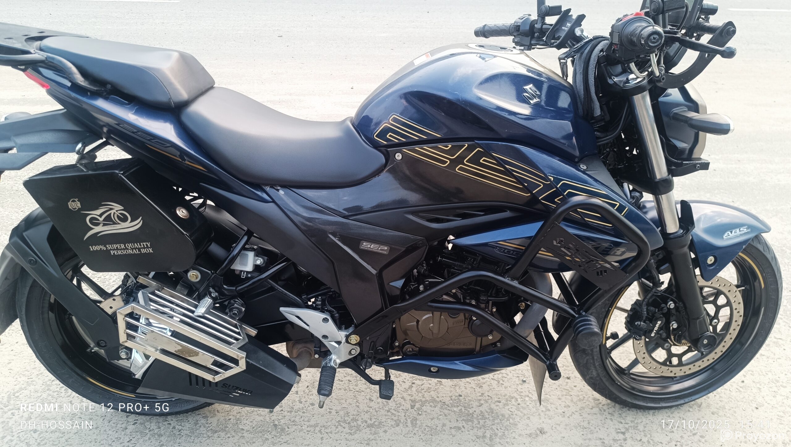 Suzuki gixxer 250 24 er model
