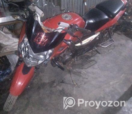 Bajaj Pulsar 135 . 2017
