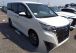 Toyota Esquire GI premium HV 2020