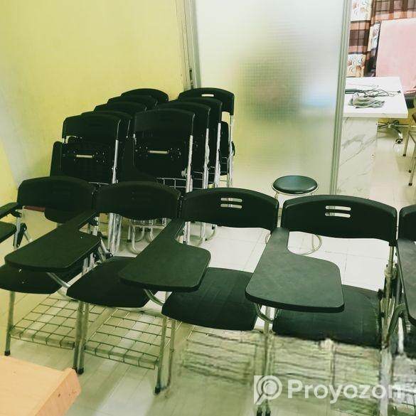 রাইটিং চেয়ার