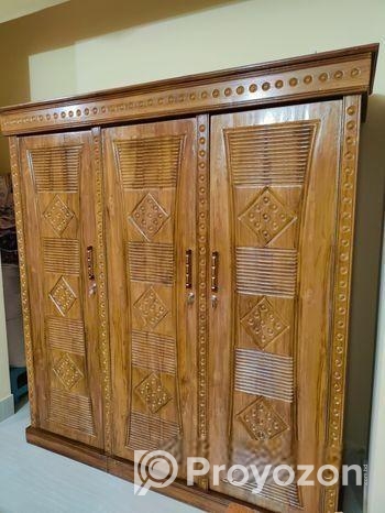 3 Doors Almirah