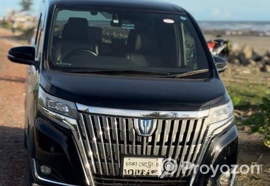 Toyota Esquire 2019
