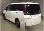 Toyota Esquire GI premium HV 2020