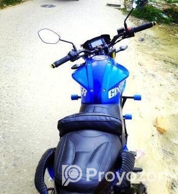 Suzuki Gixxer Monotone . 2017