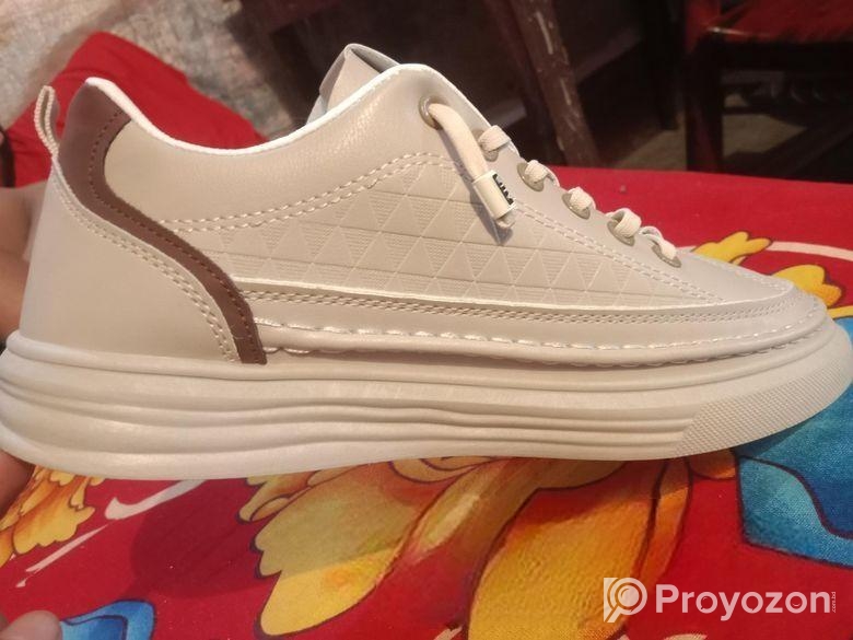 নতুন স্টাইলিশ স্নিকার্স Digital Shop