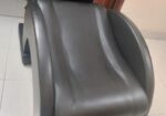 পার্লারে ডেকোরেশন সহ আসবাবপত্র