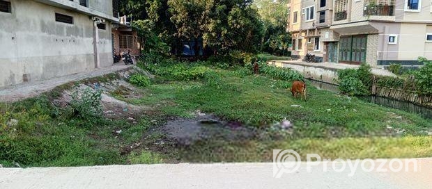 01761151518দক্ষিণ মুখি প্লট তিন দিকে রাস্তা