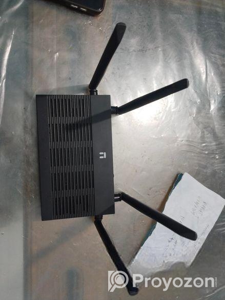 Dual Band Gigabit Router