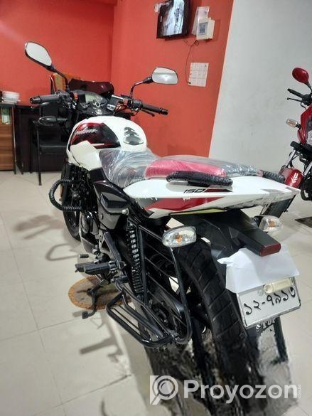 Bajaj Pulsar 150 . 2023