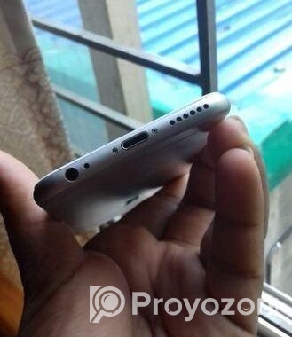 Apple iPhone 6S Latest version (Used)