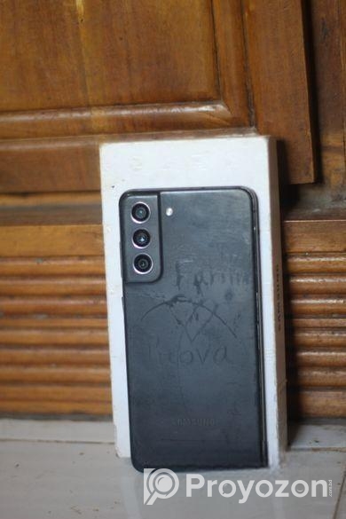 Samsung Galaxy S21 FE 5G . (Used)