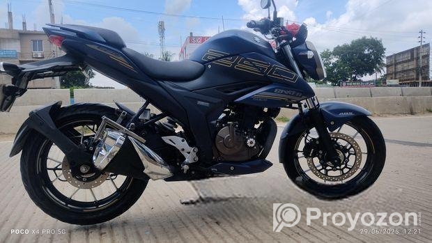 Suzuki Gixxer 250 double disc abs fi 2025