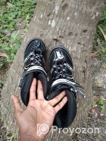 এসকেটিং সু