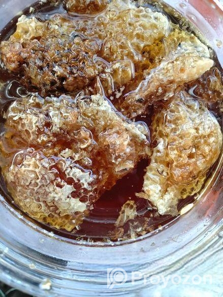 চাক সহ মধু পাবেন