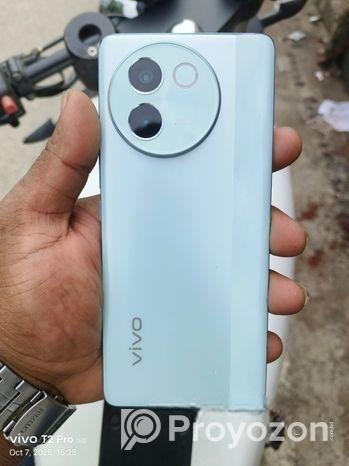 Vivo V30 30e 5g (Used)