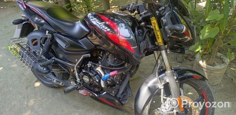Bajaj Pulsar 150 . 2023