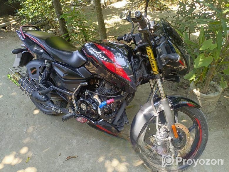 Bajaj Pulsar 150 . 2023