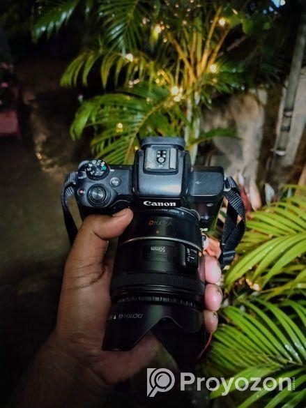 Canon M50 Mirrorless