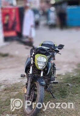Suzuki Gixxer . 2025