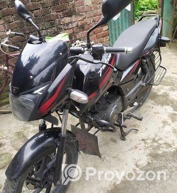 Bajaj Pulsar 150 . 2018
