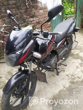 Bajaj Pulsar 150 . 2018