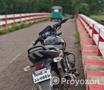 Bajaj Pulsar 150 . 2018