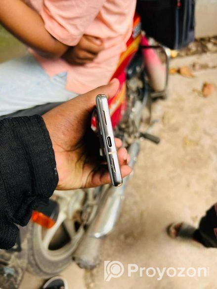 Google Pixel 7 Pro . (Used)