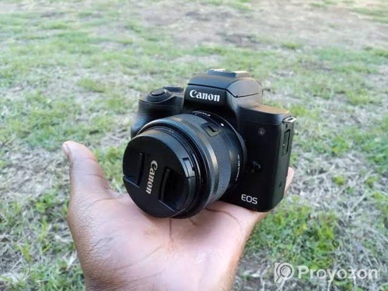 Canon M50 Mirrorless