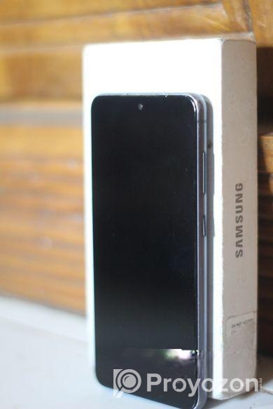 Samsung Galaxy S21 FE 5G . (Used)