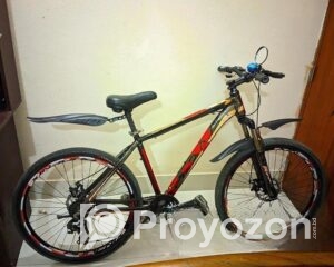 fitted-16_2025-10-12_16-30-25