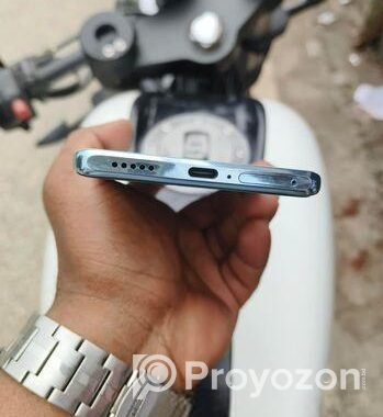 Vivo V30 30e 5g (Used)