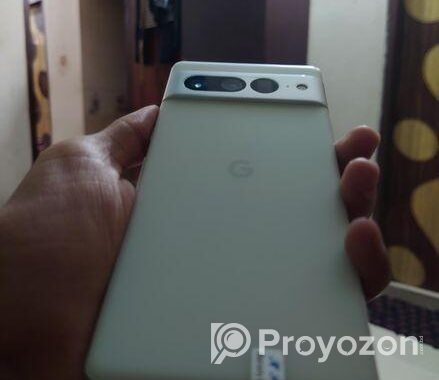 Google Pixel 7 Pro . (Used)