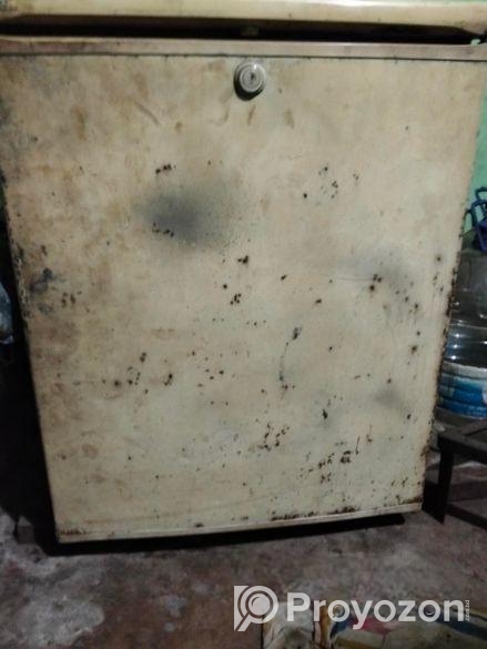 Refrigerator Sell