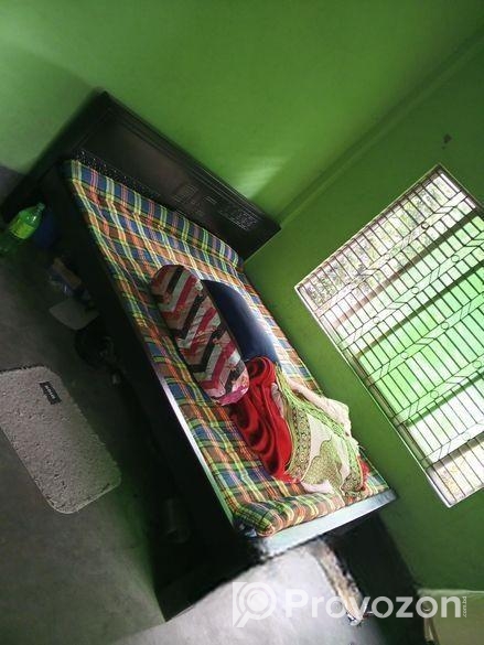 New bed good conditions