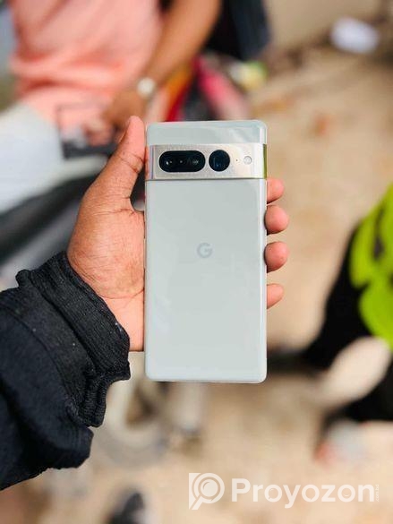 Google Pixel 7 Pro . (Used)