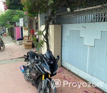 Yamaha R15 2019