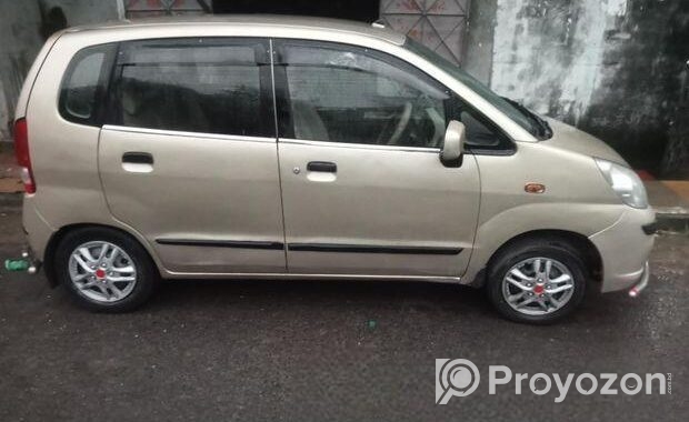 Suzuki hatchback 2012