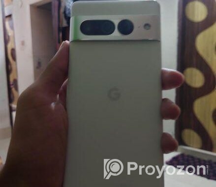 Google Pixel 7 Pro . (Used)