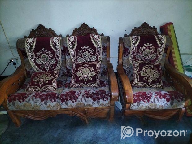 কাঠের সোফা