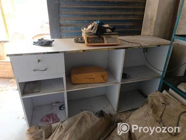 Display racks sell hobe