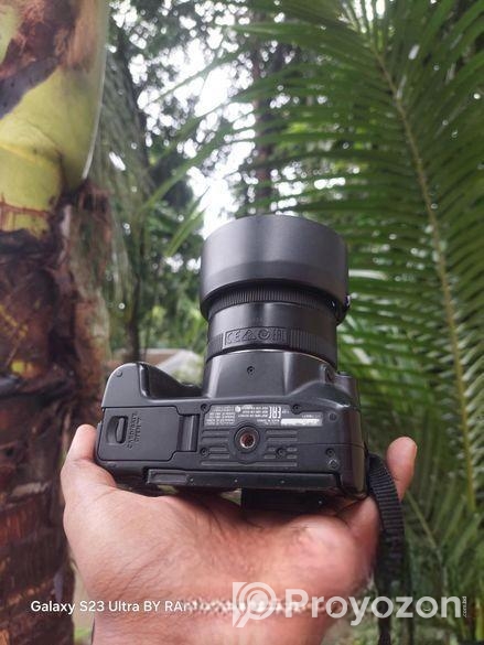 Camera,, canon 200D with 50mm STM prime lens 1.8… @