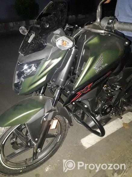 Honda X Blade . 2021