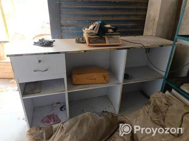 Display racks sell hobe